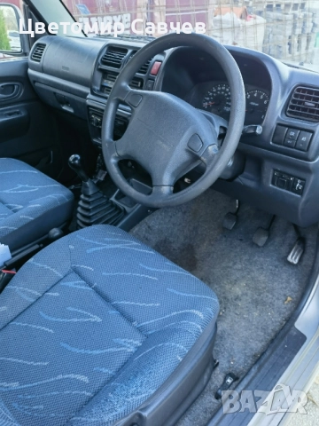 Продавам Сузуки Джимни, снимка 7 - Автомобили и джипове - 52358685