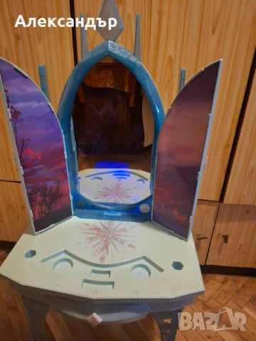 Тоалетка Елза и Ана Frozen 2