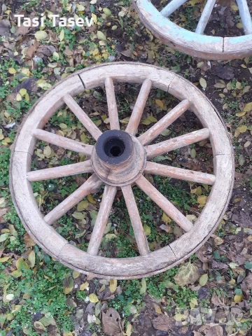 Колеша от каруца, снимка 3 - Декорация за дома - 52792748