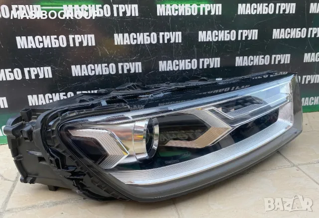 Фар десен фарове за Ауди Кю7 Audi Q7 4M , снимка 2 - Части - 42200930