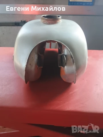 Резервоар за иж, снимка 2 - Мотоциклети и мототехника - 51354853