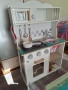 Детска дървена кухня с маса и две столчета, снимка 2
