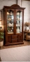 Красива дъбова витрина, снимка 1