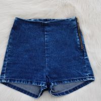 Дънкови панталони с висока талия H&M размер XS, снимка 6 - Къси панталони и бермуди - 45270749