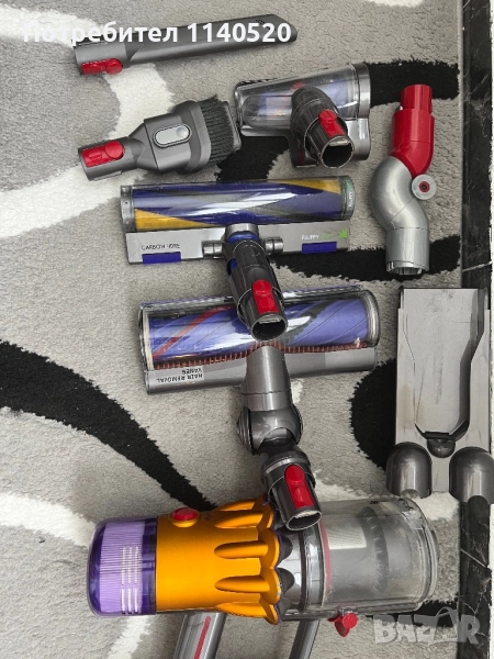 прахосмукачка Dyson v12 , снимка 1