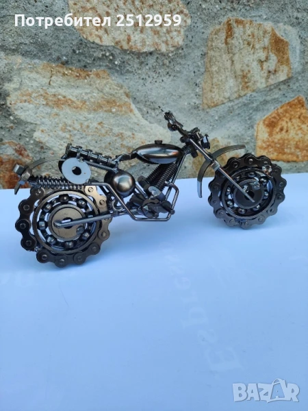 Метален мотоциклет, ръчно изработен от болтове и гайки, снимка 1
