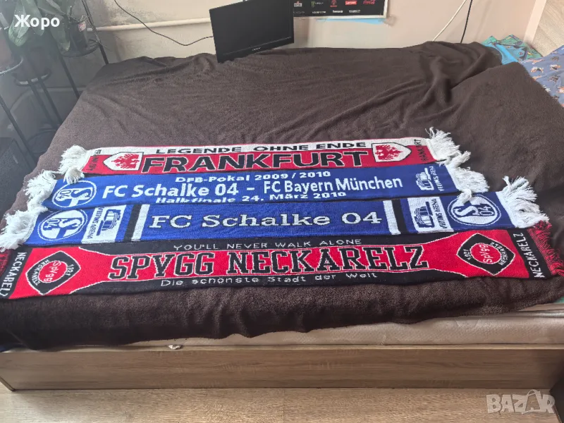  Футболни шалове, снимка 1