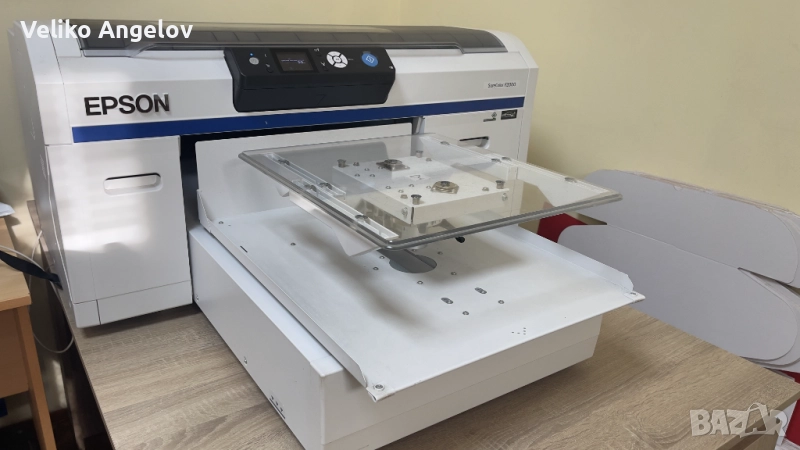 EPSON F2000 - легендата в DTG печата за светъл текстил, снимка 1