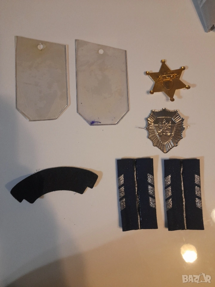 Полицейски пагони,знак,кокарда и значка, снимка 1