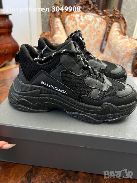 Balenciaga, снимка 1