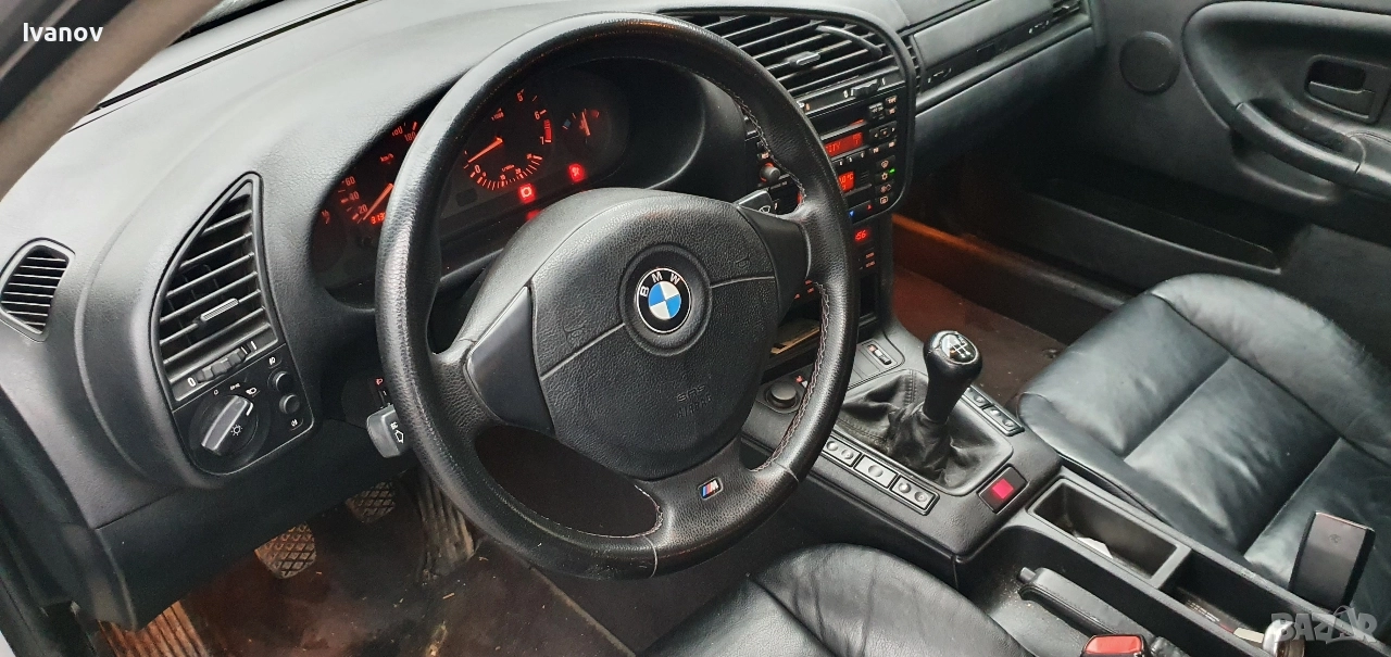 Кожен салон бмв е36 предни задни седалки , снимка 1