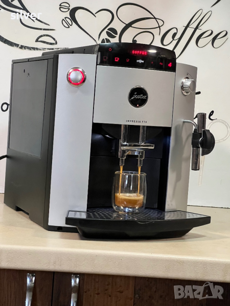 Кафемашина кафе автомат jura impressa F70 с гаранция, снимка 1