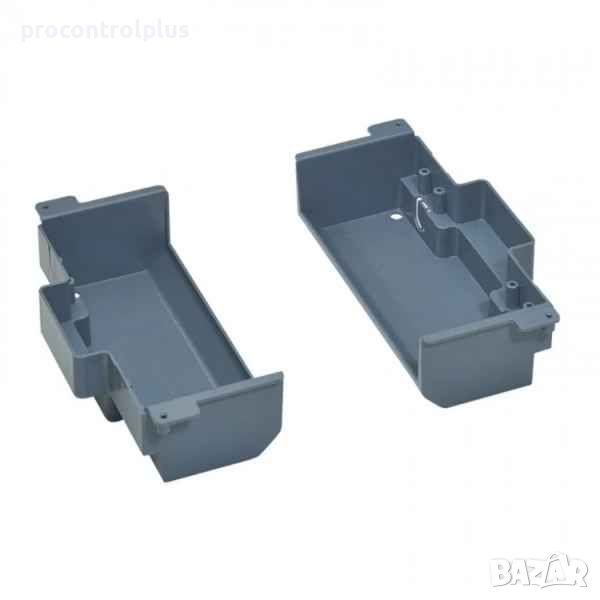 Продавам Защитни конзоли за из Защитни конзоли за вертикална подова кутия 8М (2х4) Legrand Floor box, снимка 1