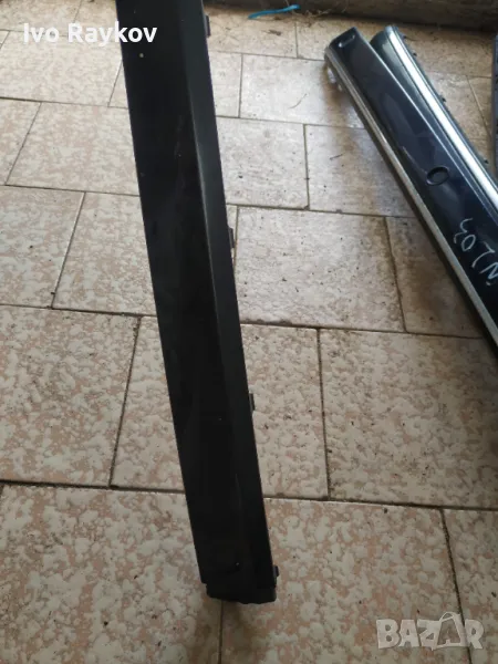 Централна лаисна ,задна броня , парктроник за BMW 7 E65 E66 , 51127135574, снимка 1