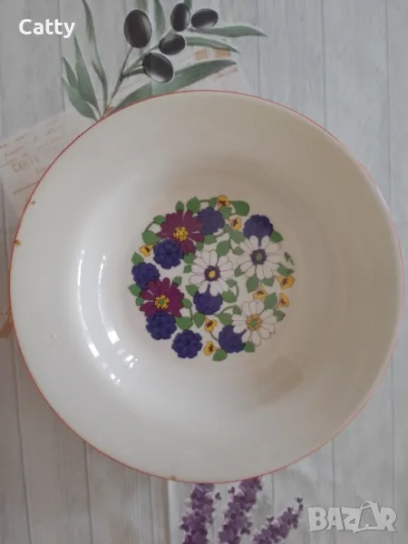 Порцеланови чинии , снимка 1