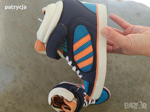 Adidas Amberligt дамски обувки на платформа 40, снимка 9 - Маратонки - 53775980