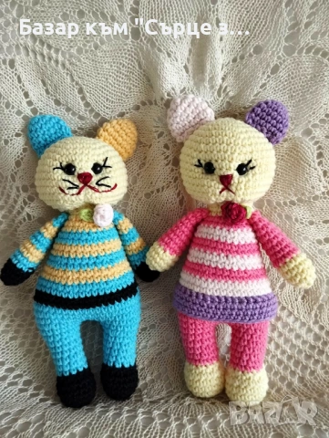 Плетени играчки - зайци и котки