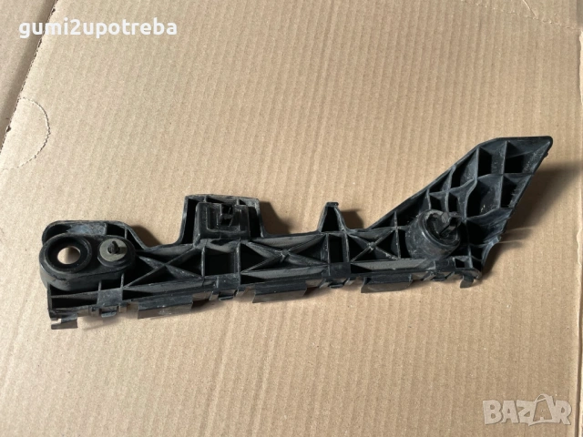 Ляв Държач Задна Броня D10J502J1 Mazda CX3 77kW 1.5дизел 2015, снимка 3 - Части - 53496546