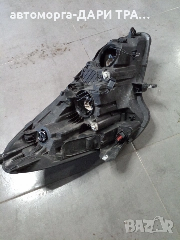 Ляв фар за Корса Е, снимка 2 - Части - 53172369