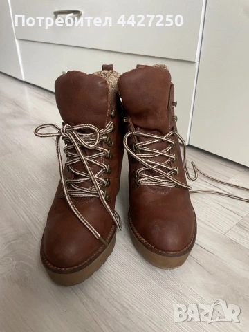 Дамски боти Bershka 37 размер , снимка 4 - Дамски боти - 53439509