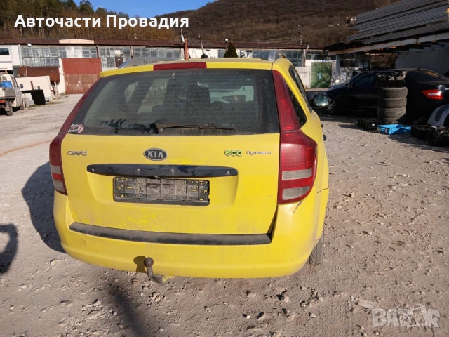 Kia Ceed 1.4 16 V, 90 к.с., 2012 г на части, снимка 6 - Автомобили и джипове - 53779801