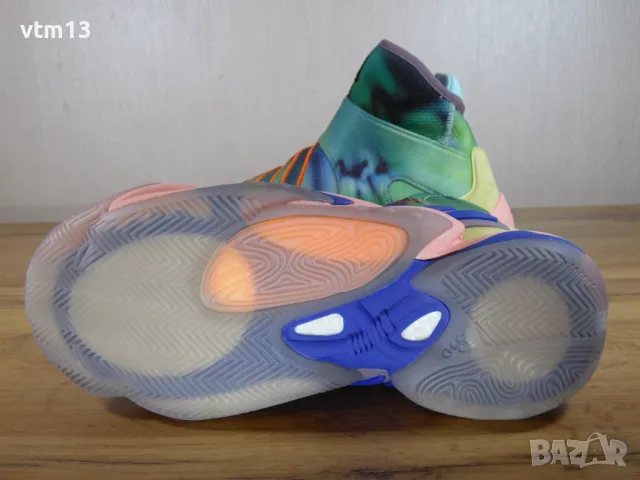 Нови! Adidas x Pharrell Williams 0 to 60 - 40,5 номер Оригинални!, снимка 4 - Спортни обувки - 47240767