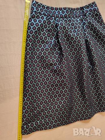 Къса пола на MAX&co. , снимка 4 - Поли - 52079370