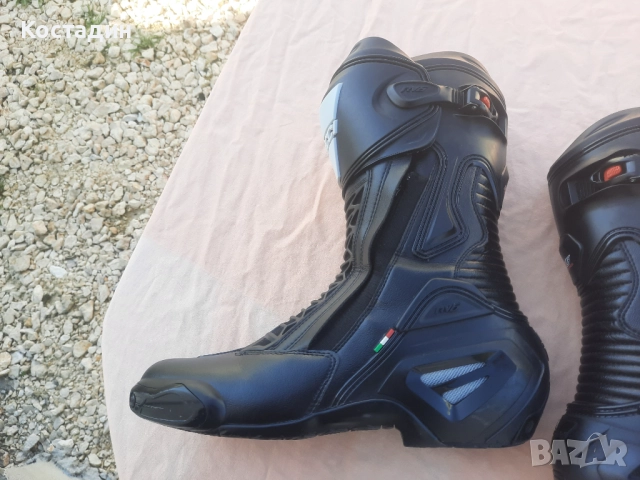 Мото ботуши Vanucci RV6 pro Racing 46 номер, снимка 5 - Аксесоари и консумативи - 52788436