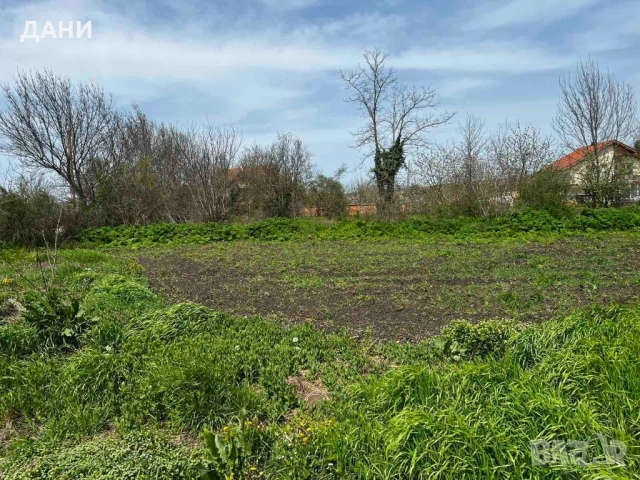 Двуетажна къща в с.Ливада, Бургас, снимка 4 - Къщи - 54301501