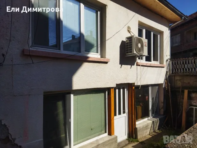   Продавам къща в Трявна -широк център , снимка 1 - Къщи - 47441044