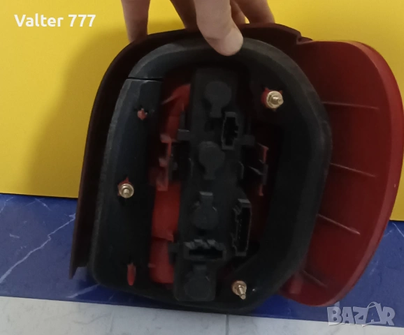 Стопове (ляв и десен ) за POLO 1.4 6N1 2001, снимка 3 - Части - 53725900