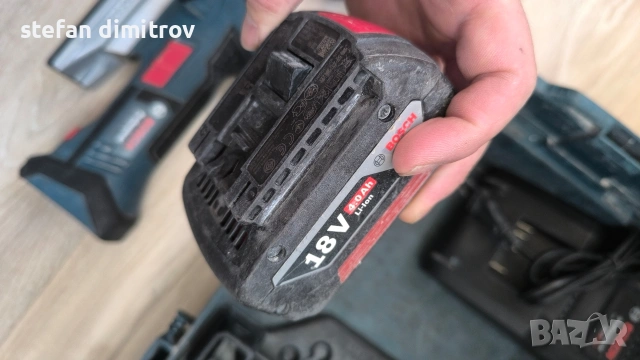 Bosch GST 18 V-LI S Акумулаторен пробивен трион плюс 2 🔋 6 Ah и 4 Ah и зарядно , снимка 14 - Триони и циркуляри - 53749101