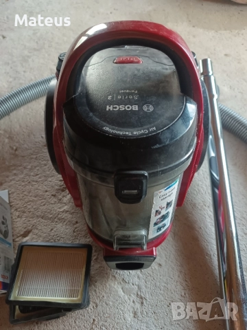 Прахосмукачка Bosch, снимка 2 - Прахосмукачки - 51702760