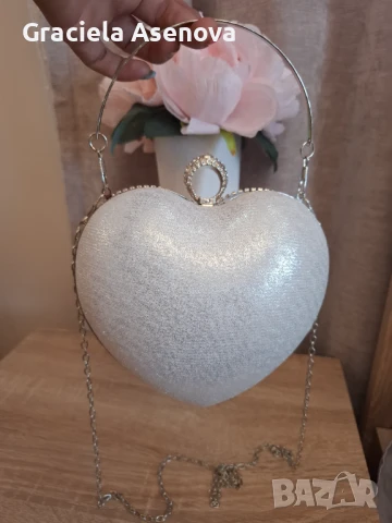 Сватбени чанти, снимка 2 - Чанти - 51185206