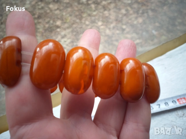 Гривна от стар бакелит - каталин голяма масивна, снимка 2 - Антикварни и старинни предмети - 53508279