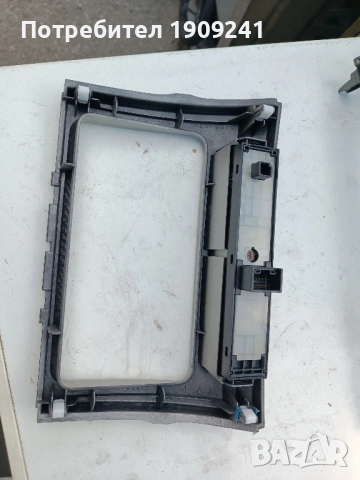 Рамка за Тойота Версо и Тойота Корола версо , снимка 2 - Аксесоари и консумативи - 52087096