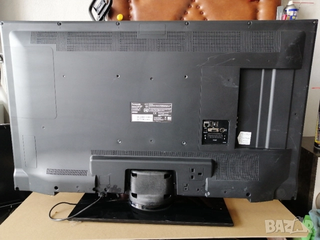 40" телевизор PANASONIC TX-40C300, снимка 8 - Телевизори - 51690222