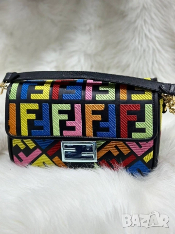 чанти fendi, снимка 5 - Чанти - 51457969