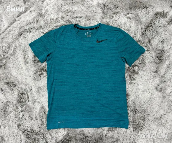 Мъжка тениска Nike Running Miller Tee, Размер М, снимка 1 - Тениски - 47006780