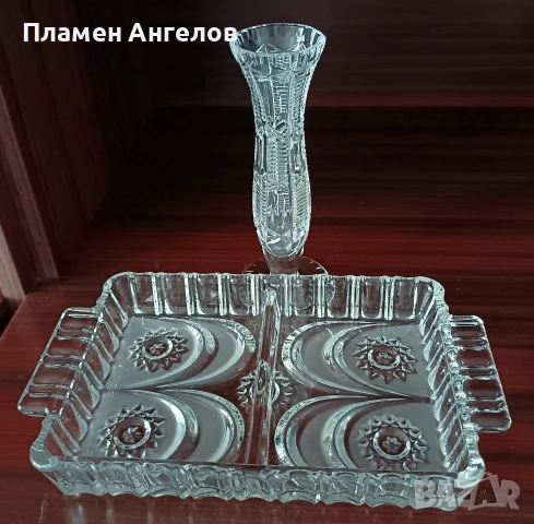 Кристален поднос и малка кристална ваза. , снимка 2 - Вази - 54085454