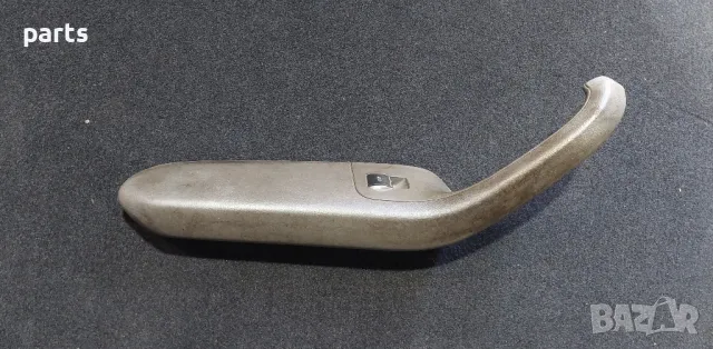 Задна Лява Вътрешна Дръжка и Бутон Ел.Стъкло Ауди А4 Б6 - 8E0867373, снимка 2 - Части - 50355538