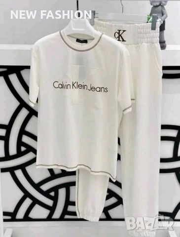 Дамски Екип CALVIN KLEIN , снимка 1 - Спортни екипи - 46333484