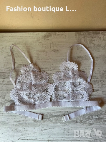 Ново бяло дантелено бюстие с регулиращи се презрамки S , M , L , XL налични размери 🤍🤍🤍