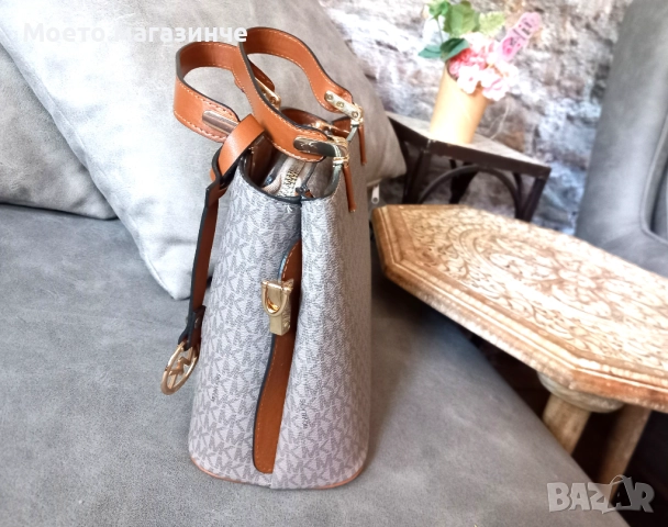 Нова дамска чанта Michael Kors (реплика, премиум качество), снимка 3 - Чанти - 51846883
