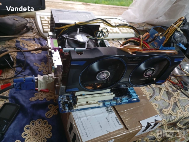 седемпинови графични карти AMD Radeon R9 280X, снимка 14 - Видеокарти - 50081382