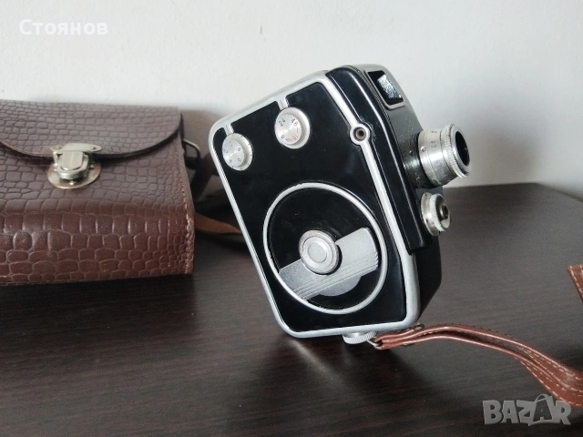 Ретро Кинокамери QUARZ 700M, Кварц 1× 8С-2, QUARZ M, Екран СССР, снимка 2 - Камери - 38209063