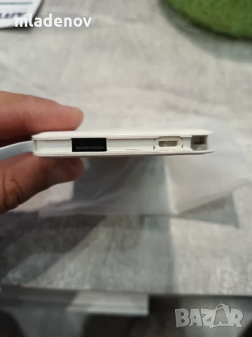 Външна батерия 5000 mah, снимка 4 - Външни батерии - 50774742