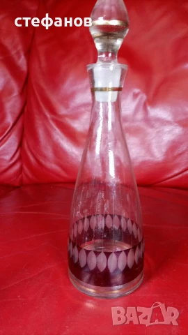 Ретро ракиен комплект, калиево стъкло, ръчна гравюра, златен кант, цветно, 6 чаши и бутилка с тапа, снимка 6 - Антикварни и старинни предмети - 51138316