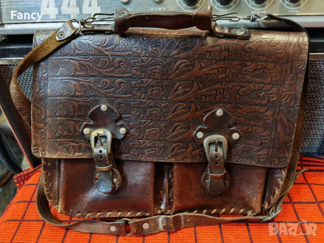 винтидж дамска чанта естествена кожа 36/27/10 см, снимка 3 - Чанти - 50263141