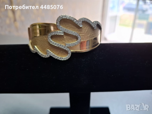 ДАМСКА ЗЛАТНА ГРИВНА 14К. 585, снимка 2 - Гривни - 52127735